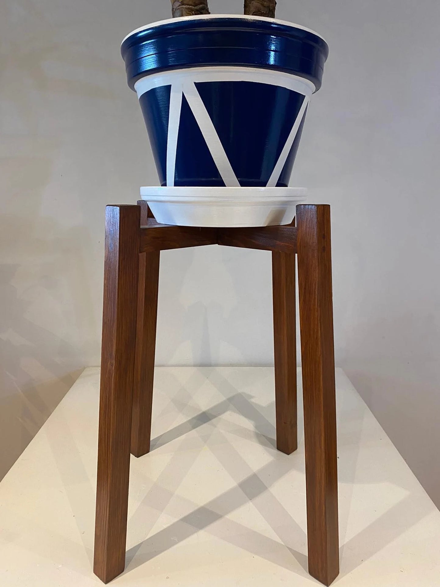 Triangles and Band Pot