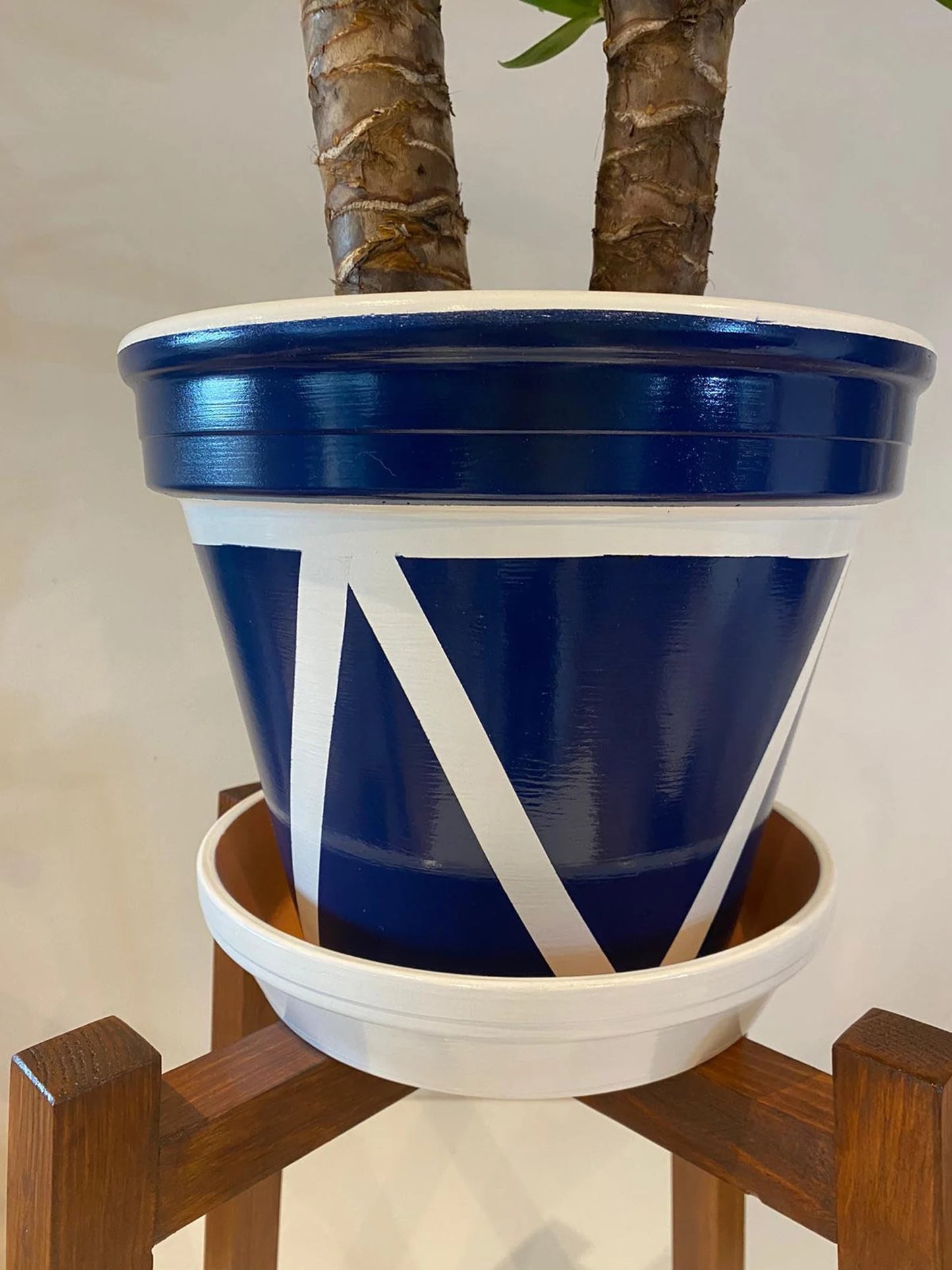 Triangles and Band Pot