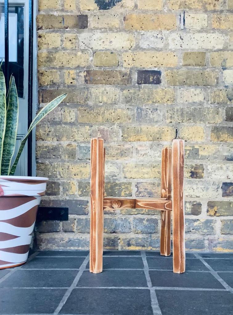 Whisky Barrel Oak Half Half Strong Leg Plant Pot Stand Hand Made In UK