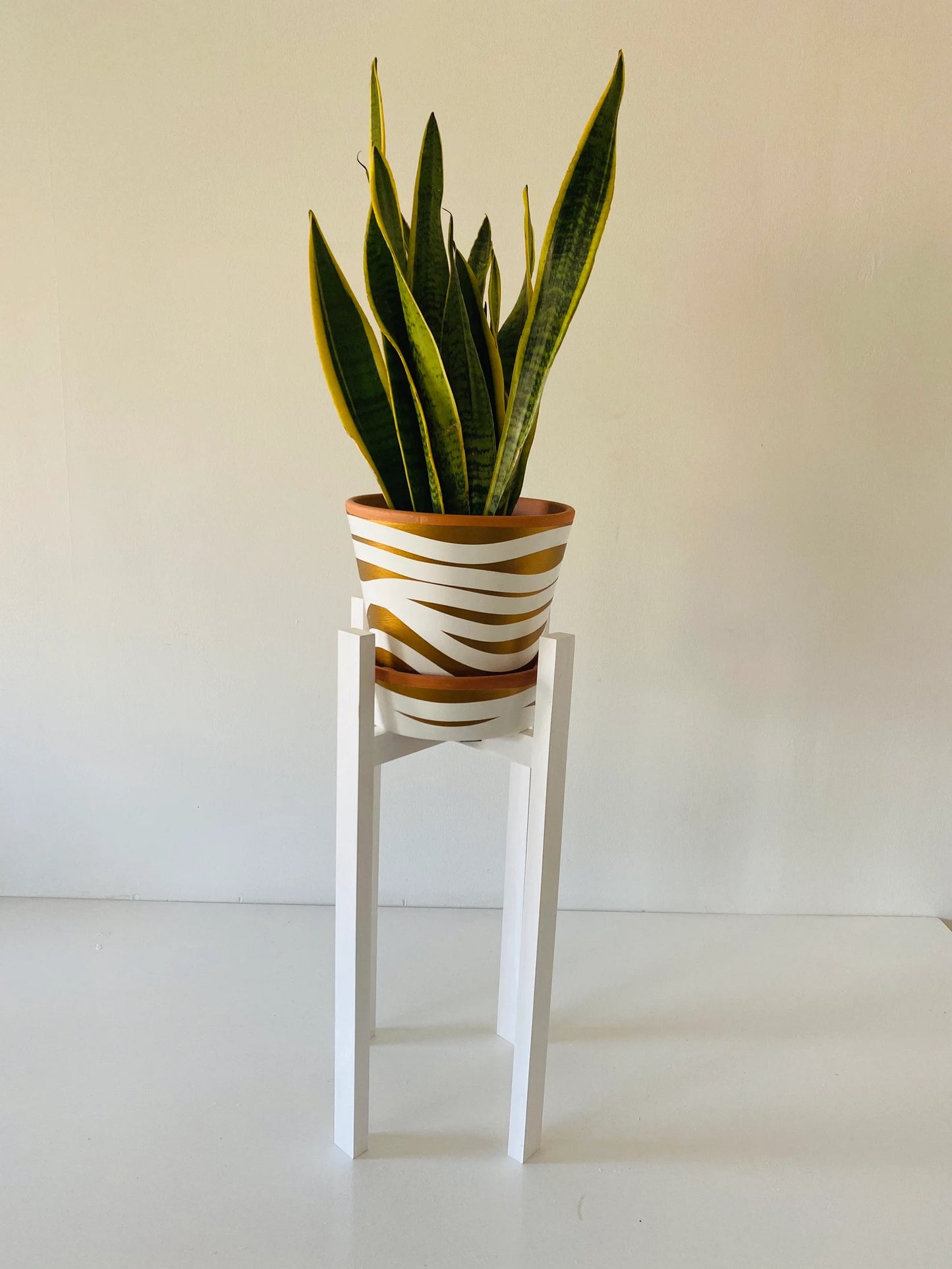 Medium Classic Leg Plant Pot Stand in 40 & 50cm Hand Made in UK