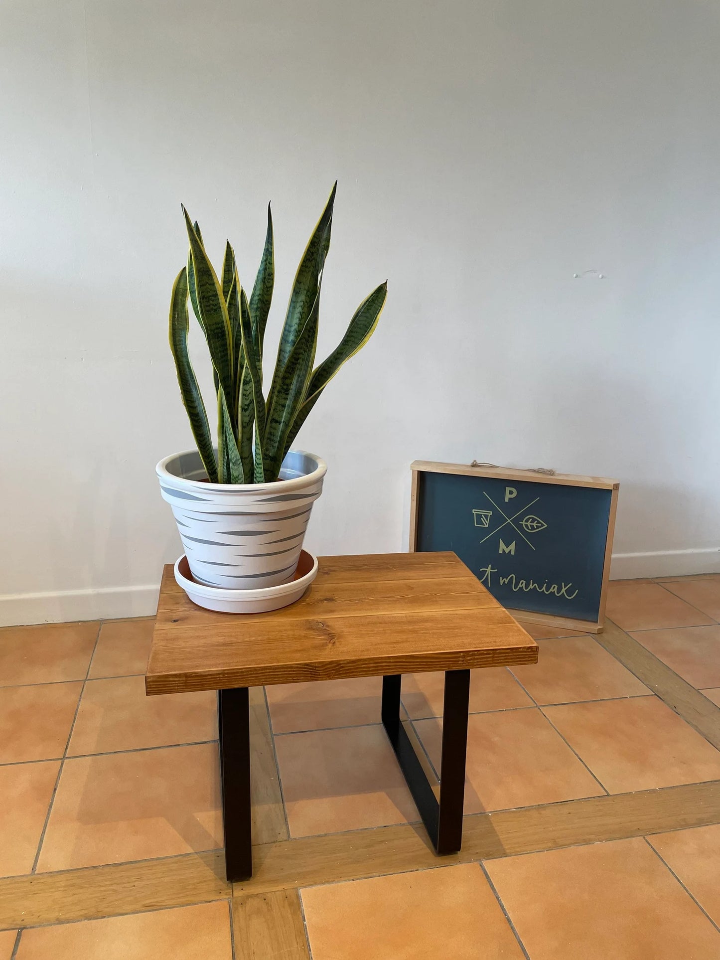 Coffee table Hand made in Uk With solid and heavy wood in various sizes of your choice of width and Wood variety colours