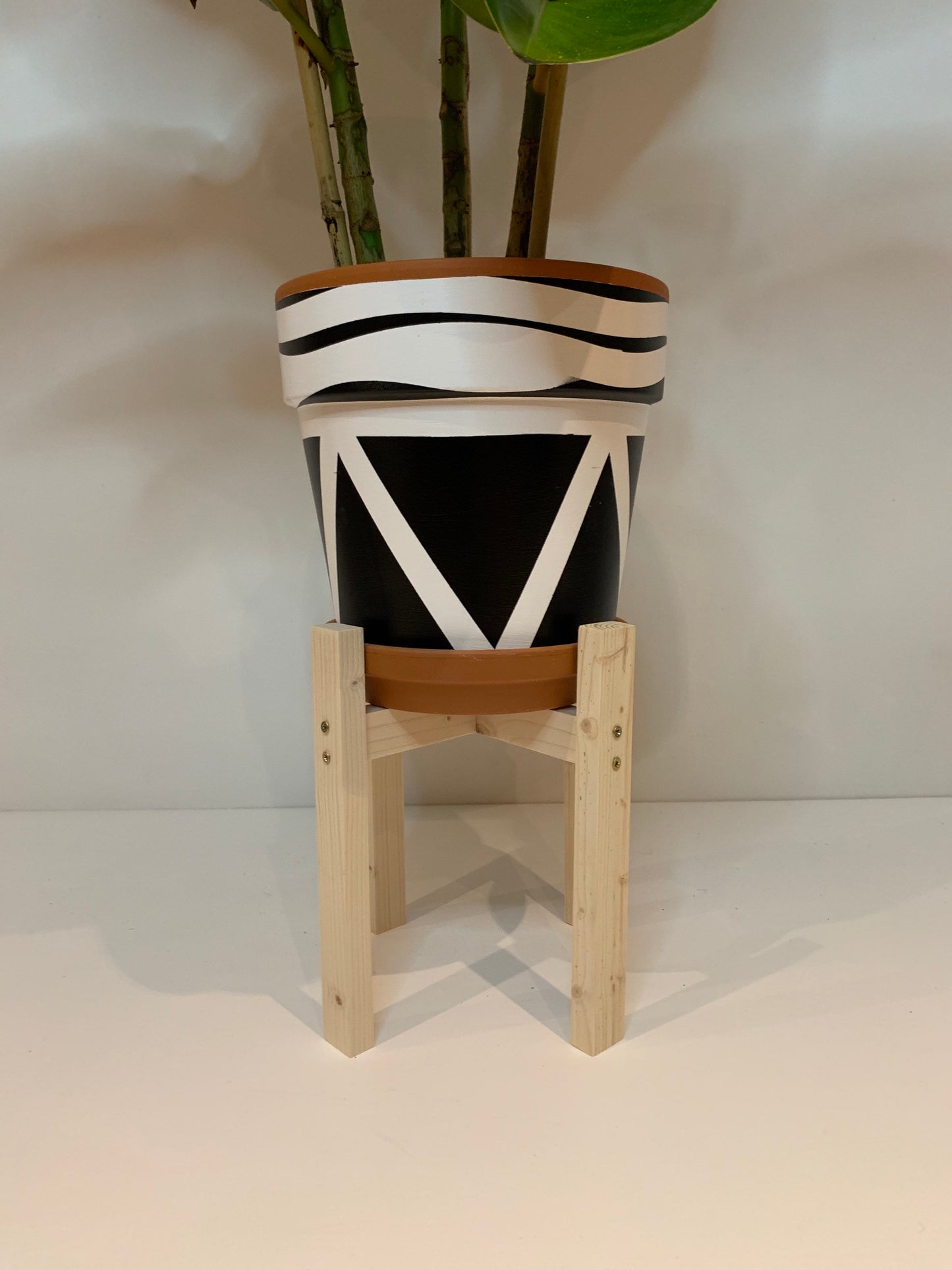 Short Classic Leg Plant Pot Stand 25 to 30cm tall Hand Made