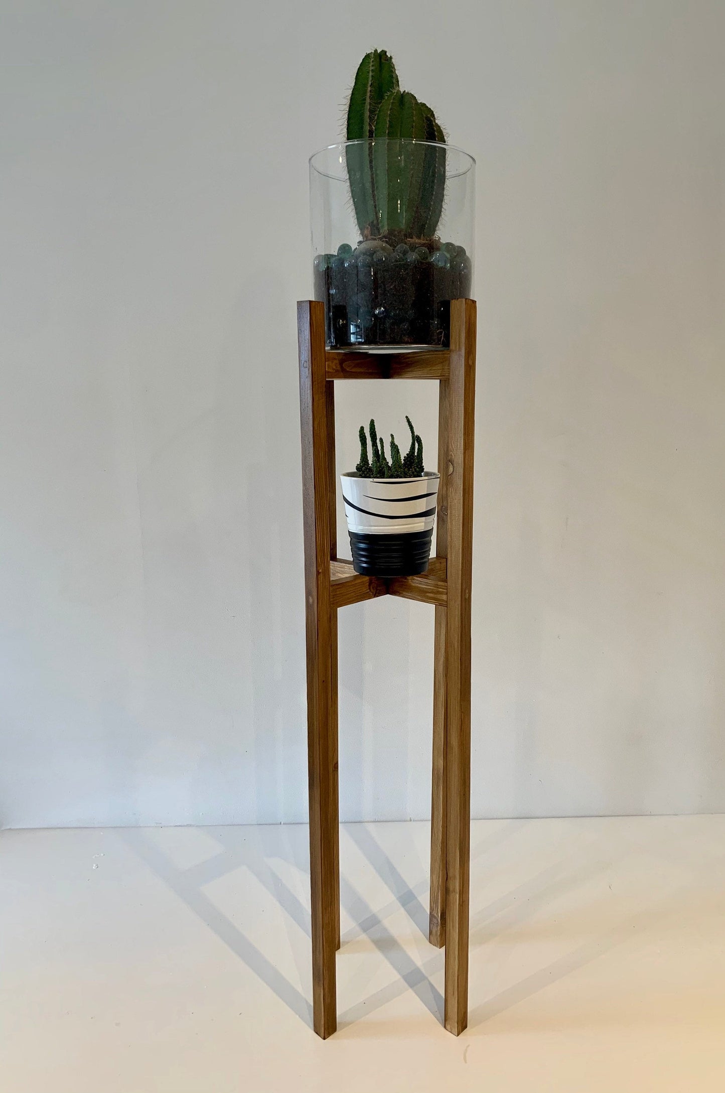 Small Strong Leg Plant Pot Stand from 30cm to 40 cm High Hand made in UK